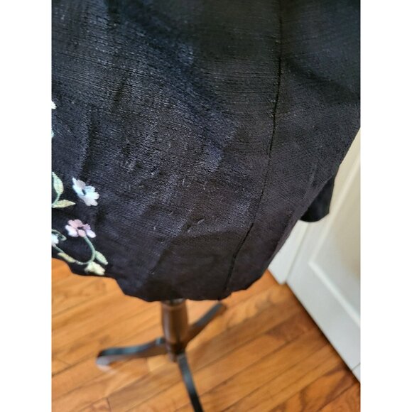 Vintage 90s/Y2K Black Floral Embroidered Button Up Shirt 16 Whimsygoth Cottage - Picture 4 of 8